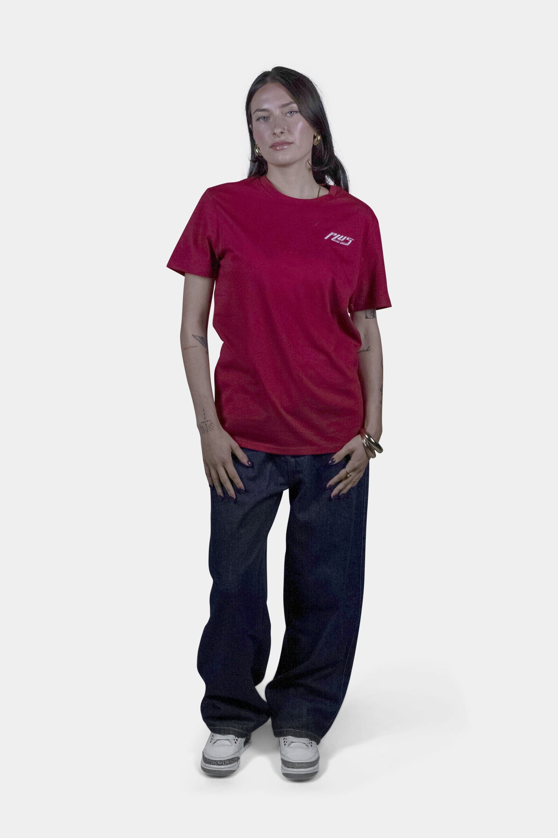 Unisex cotton t-shirt in red with a comfortable fit, featuring PLUS logo perfect for casual wear